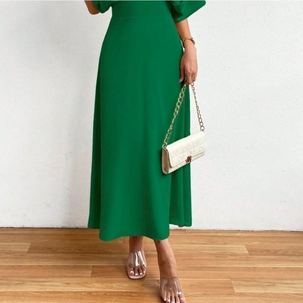 Dark Green Elegant Women's Solid Batwing SleeveA-line Dress - Picture 2 of 5